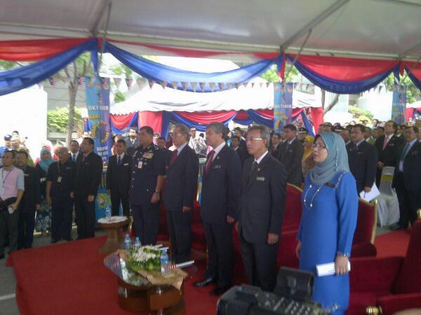 YB DS <a href="/Zahid_Hamidi/">Zahid Hamidi</a> di Majlis Pelancaran Hari Pendaftaran Negara di Putrajaya 01 Okt 2013