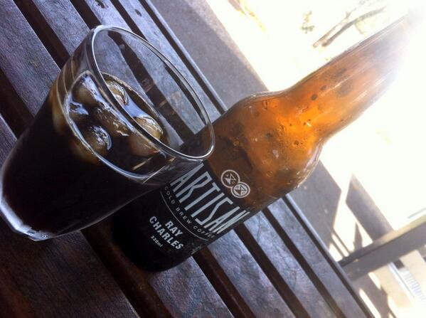 Enjoying the sweet tones of Ray Charles by the #BRISBANE river from <a href="/rougecoffee/">Rouge Coffee</a> #surprisepicnic