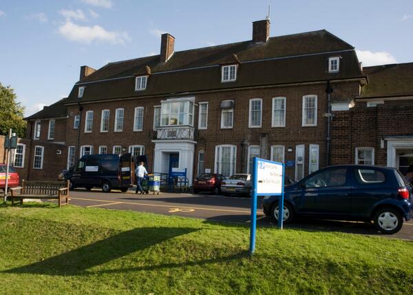 SaveStHelier's tweet photo. Sutton Hospital to lose 80 per cent services to Epsom and St Helier http://t.co/FsixkvotYW http://t.co/ZbqwFDnF8b