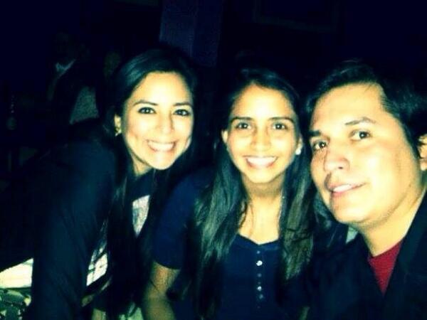LuBobbi's tweet photo. @diegozc Dieguuuu! Estuvo mostró tu monólogo 😊🙉 http://t.co/vLJxgLPXJp