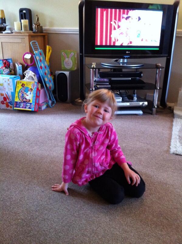 WwfcMichael's tweet photo. Babysitting today due to teachers strike going to be a long day 😃 http://t.co/QbKaHKpXlf
