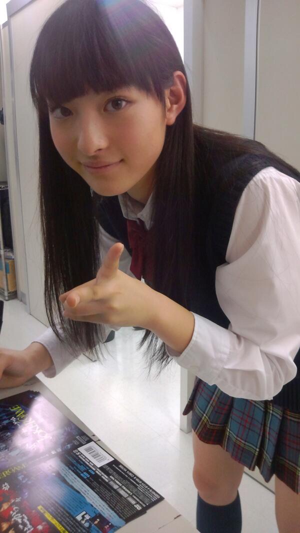 私立恵比寿中学 エビ中 على تويتر 莉奈はまだ身長が伸びるらしいです Ebichu ジョーカーゲーム 脱出 Http T Co Alspd110r5