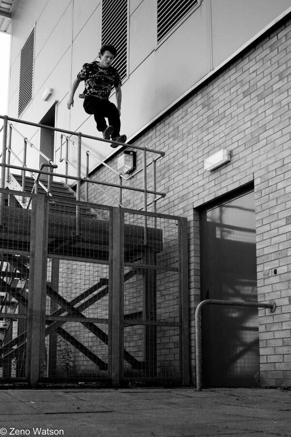 ZenoWatson's tweet image. @TimothyShieff Livewire training hard and doing a rail precision at #ROM4