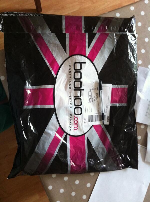 fashETC's tweet photo. this is exactly what i want to see on a Tuesday morning👌@boohoo http://t.co/DwBRst6QK7