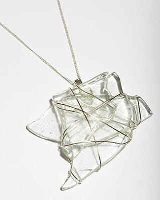 What a treat to view the exquisite glass &amp; silver jewellery today handmade by <a href="/abbyreillyglass/">abbyreilly</a> #beautifulgifts