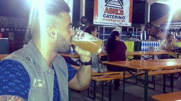 Wakine's tweet photo. #feriadelacerveza http://t.co/ma06ZMTx9E