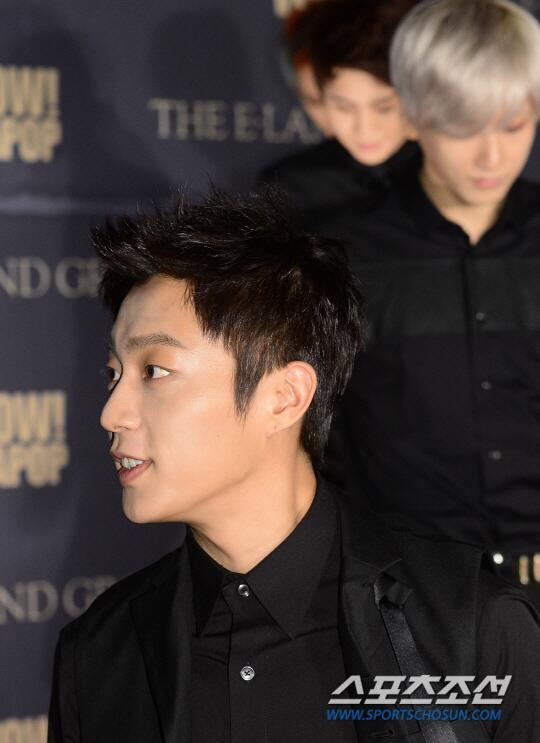 myb2st's tweet photo. [PRESS]131001 WAPOP CONCERT - #윤두준 (3) http://t.co/QKbA6G3EZy