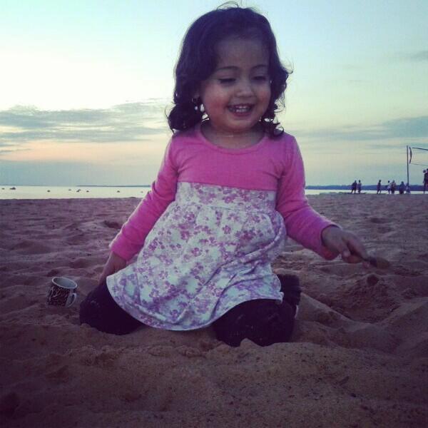 Rorecald's tweet photo. Mi muñeca!! http://t.co/5srFNURAaY