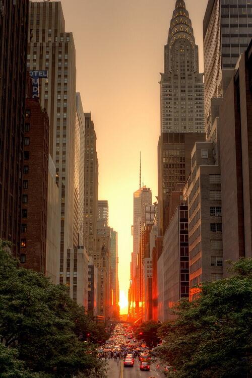 charlottepce's tweet photo. Early mornings &amp; sunrises. #reasonstolovenewyork ☼❤ http://t.co/hQzM33ZGWI