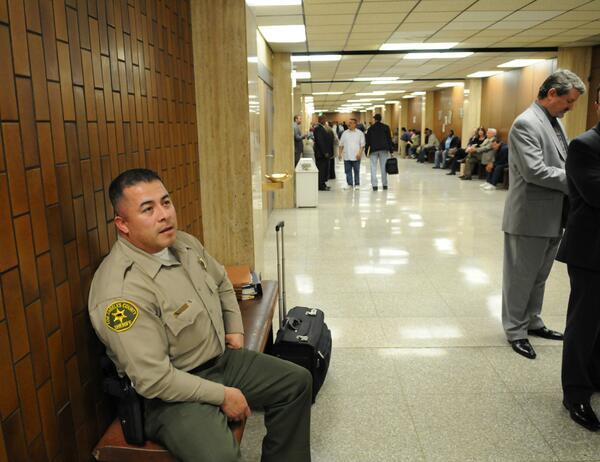 LASDHQ's tweet photo. Waiting To Testify At Court (#LASD Photo of Day)(by C.Miller) More Photos: http://t.co/54MhxPDxtd Pic http://t.co/39bW9m4Cl7