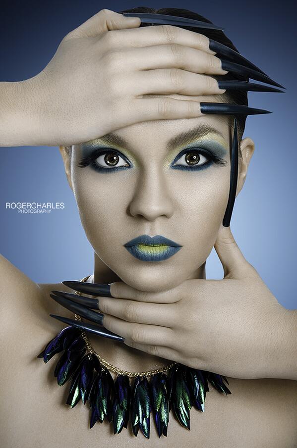 thepeacockrooms's tweet photo. latest image with beetlewing necklace and Keana @rogercphoto #colourshoot #creativebeauty #mua #green #makeuplooks http://t.co/Ux3WJQbECh