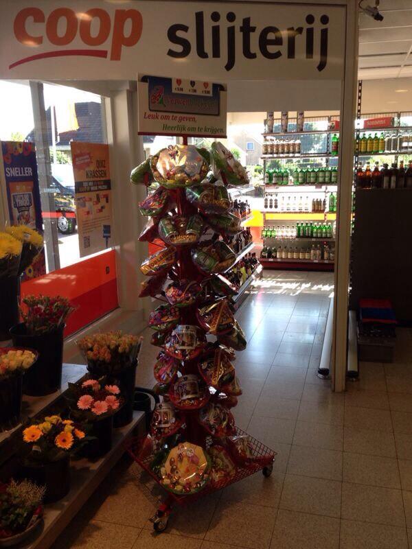 Ook bij Coop Hebels in Veenoord kunt u vanaf deze week een verwenboeket kopen.