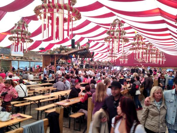 MeanPics's tweet photo. @OktoberfestTPA Tampa was cool but now I get to experience the real deal for three years! Music, beer and fun! http://t.co/0rCEYGuQIA