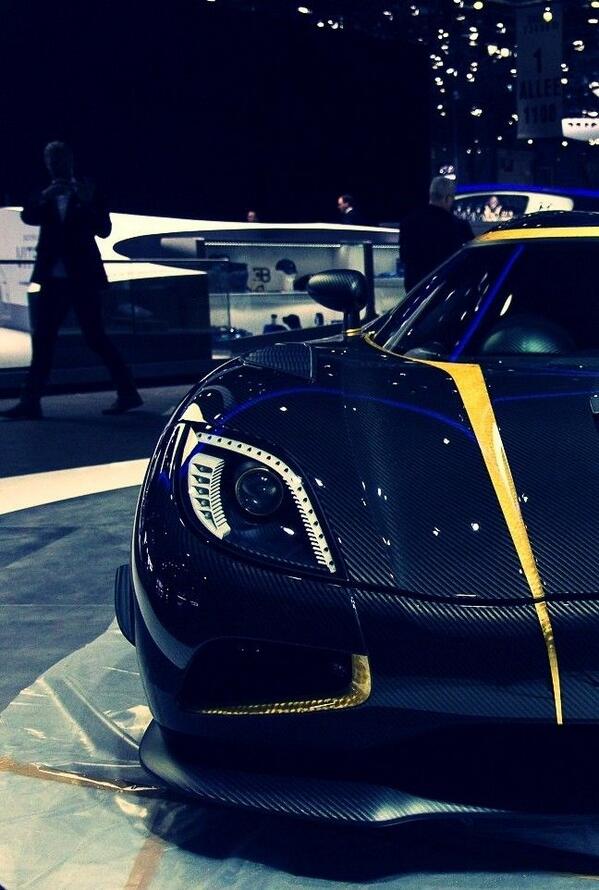 CarPornPhotos's tweet photo. Koenigsegg http://t.co/NWRQQdNThU