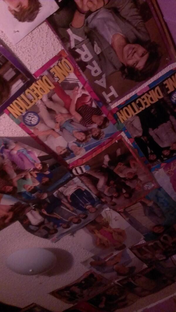 Daegudaddies's tweet image. @BOPandTigerBeat #BOPchallenge they are on my celling :0