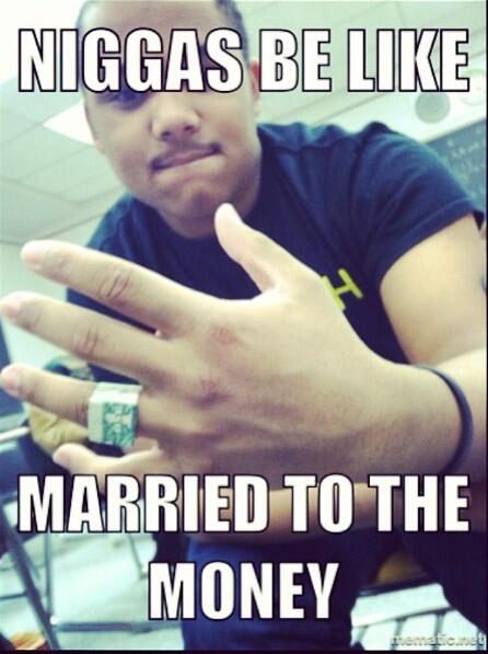 lotto_lo's tweet image. #TweetABondThatCantBeBroken Me and This Money #lmao #selfheat #backathuron #alg2 #moneyteam