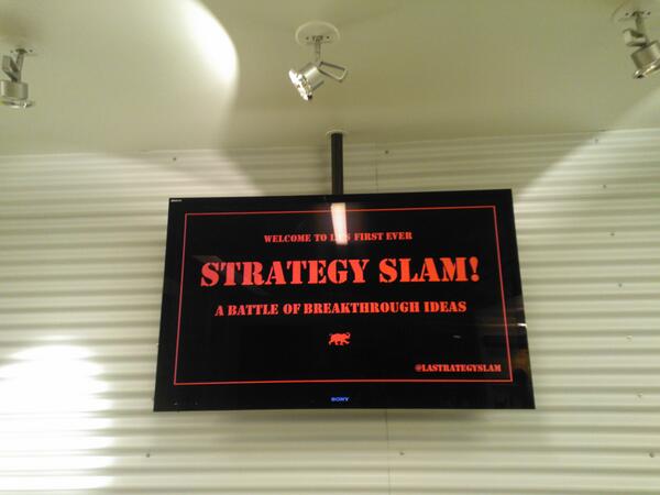 tiehpai's tweet photo. Ready to rock #stratslam http://t.co/zrQLKVBBol