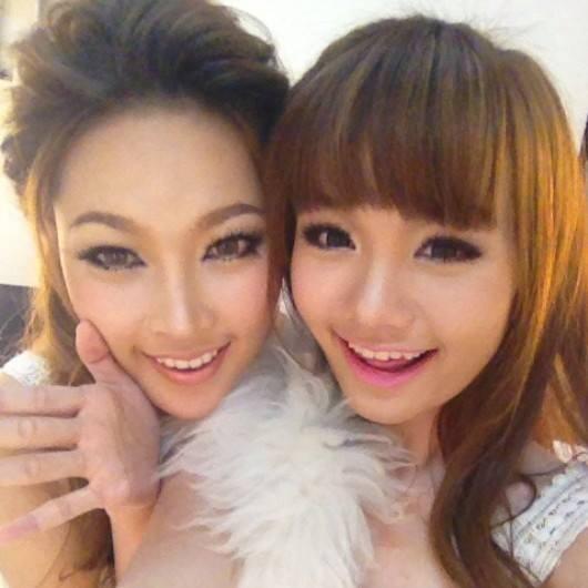 บ่ายสองพบความน่ารักของสาวสาวจากสโมสรชิมิ ลูกตาลและอุ้ม รายการสยามพลาซ่า ช่องสบายดีทีวี 14.00 น. สนุกแน่นอน