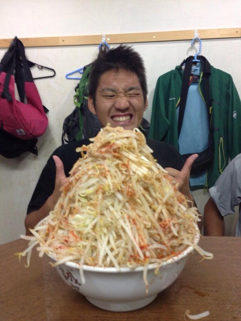 ラーメン荘 これが好きだから ただいま またまた関学ラクロス部の部員が愛情マシに挑戦中 がんばれーー Http T Co Jwcpafablq