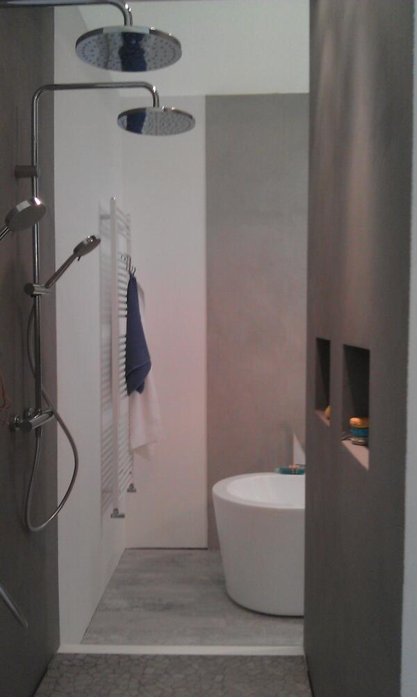 dominicusbv's tweet image. Hier de foto's van de stand van #badinbeeld op de #woonbeurs