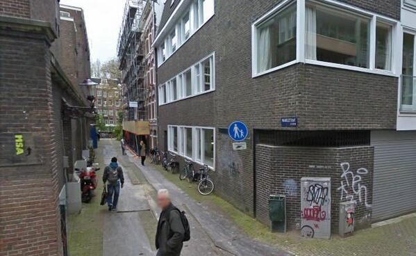 Muziekschool020's tweet image. In deze straat vind je onze #grachtencode zegel!