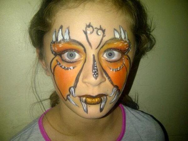 InstantLashUK's tweet image. RT @BigFashionista: Re Halloween, I'm a face painter so I enjoy putting together looks. Here's one from a while ago.