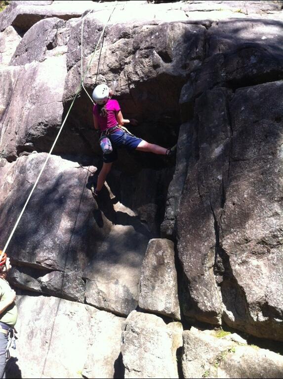 vanierphysed's tweet image. Vanier student working the overhang at Chico rocks Val David.