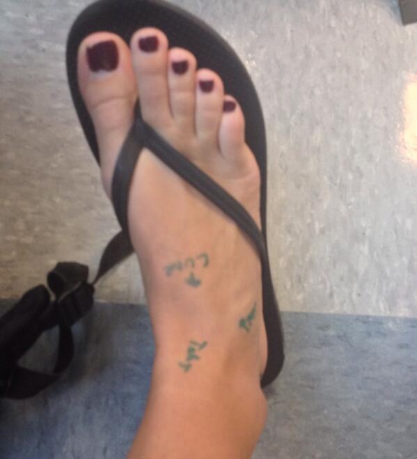 rachjunk's tweet image. Got tatted up in AT class today #kinesiologyproblems