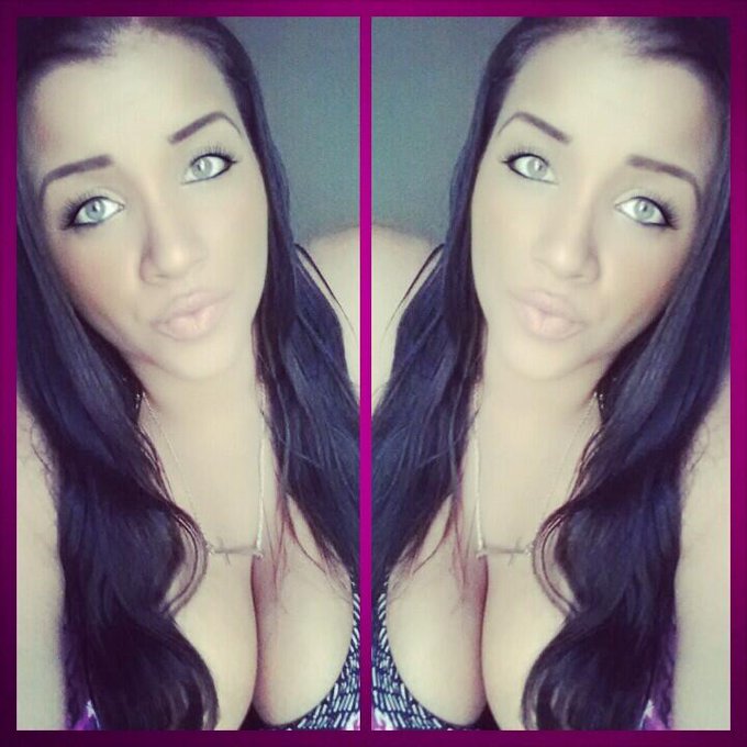 RT if u like Latinas w/ Green Hazel Eyes http://t.co/bcHwizBYET<a href="/tag/tbt"class="tags"><span>#tbt</span></a>