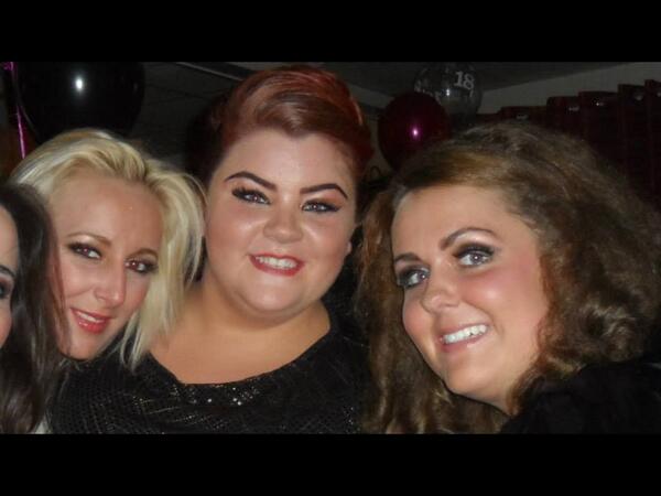 janxxjan's tweet photo. Jess's 18th http://t.co/JdCmYvpahC