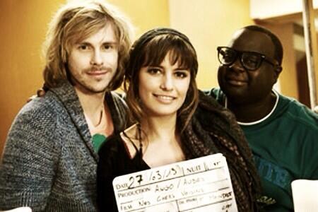 Laetitia MILOT (@lmilotofficiel) on Twitter photo Une grosse pensée pour une superbe équipe @joyestheroff @IssaDoumbia <a href="/gilalma/">Gil Alma</a> <a href="/jbshelmerdine/">Jean-Bat Shelmerdine</a> <a href="/TF1/">TF1</a> <a href="/NosChersVoisins/">Nos Chers Voisins</a> ❤ Une grosse pensée pour une superbe équipe @joyestheroff @IssaDoumbia <a href="/gilalma/">Gil Alma</a> <a href="/jbshelmerdine/">Jean-Bat Shelmerdine</a> <a href="/TF1/">TF1</a> <a href="/NosChersVoisins/">Nos Chers Voisins</a> ❤