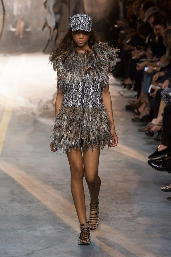 ELLEUK's tweet photo. Straight from #PFW - @Moncler Gamme Rouge SS14. See every runway look here: http://t.co/UdtkIRpewz http://t.co/tEcaEB1dZ1