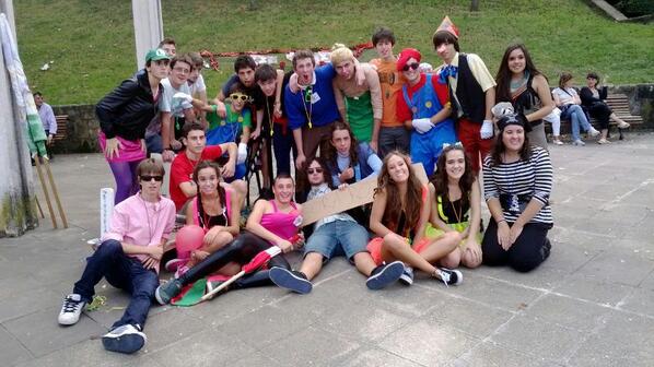 gmziglesias's tweet photo. Quererles es poco, tío. http://t.co/B89USC8Lyr