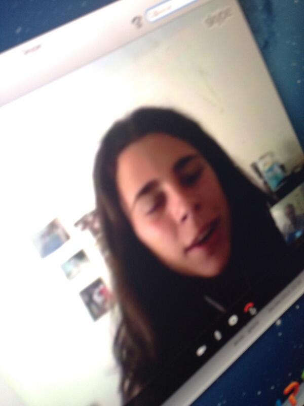 sofespinosa96's tweet photo. Skype con la guapa de la sis #missher ❤️❤️ http://t.co/BGB5wMeVYl