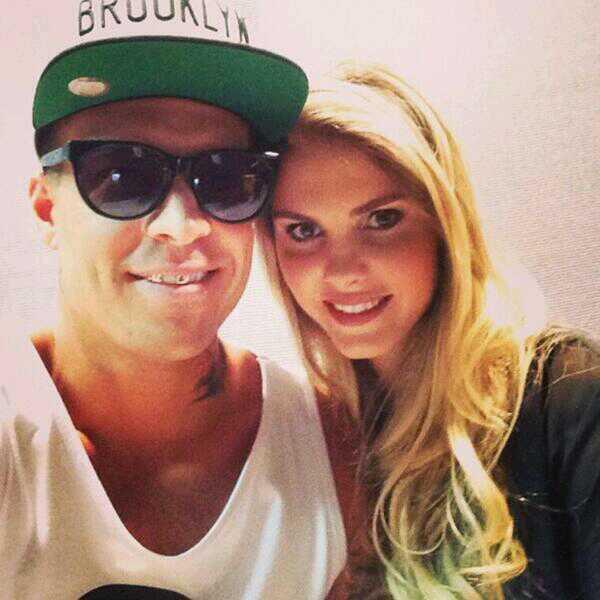 barteusvida's tweet image. Lindos, sejam felizes! ♥