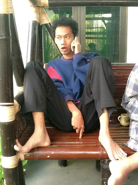 Telpon gaiso santai @andanrmdhn <a href="/Verly_Fatmala/">Ve</a> <a href="/NandaNovandra/">Nanda</a> <a href="/DzikriCabi/">Dzikri</a> <a href="/BagusatrioW/">Bagus Satrio</a> <a href="/RianBagasS/">Bagas</a>