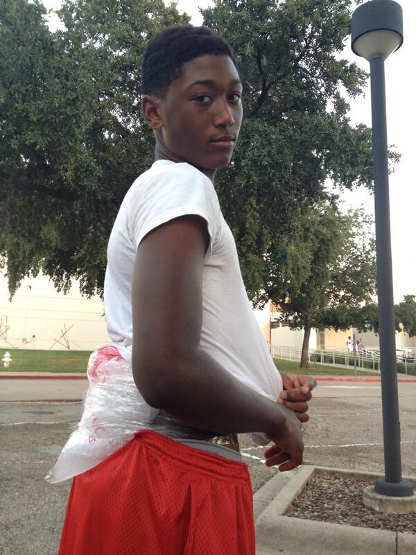 LaticiaD's tweet image. #BackIce #Football