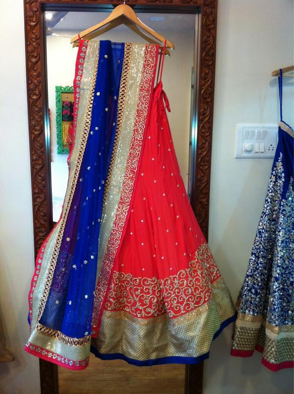 hetals55's tweet photo. #indian fashion # Chamee n Palak http://t.co/Pc1zkyVGVD