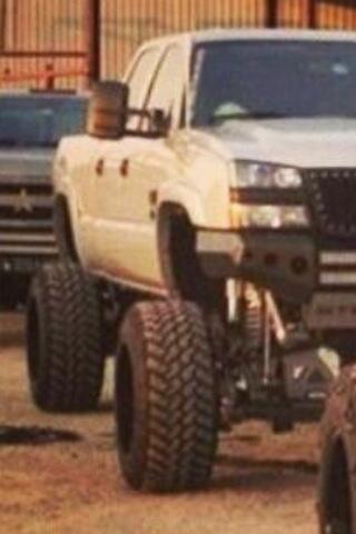 studhunter71 tweet picture
