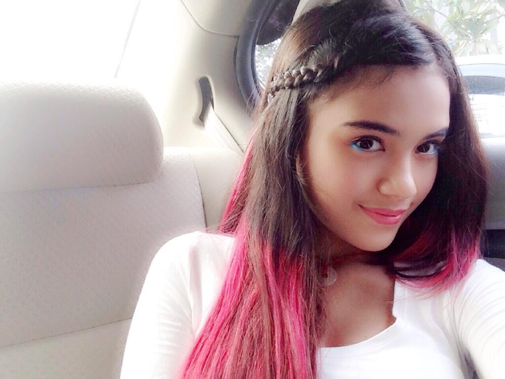 HairStyle Gaya Rambut Ala Audy Marissa