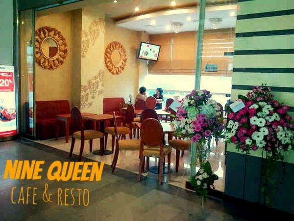 andi_embe's tweet photo. NINEQUEEN Cafe &amp; Resto 
at Street Gallery 1st floor B110-111 
Pondok Indah 

TRY US...&amp; U WILL GET SURPRISE http://t.co/hfYnyP48hi