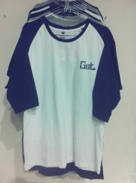 GUTcloth's tweet photo. Available raglan tshirt | white blue navy | size M L XL | 135 k | info : 087842065456 http://t.co/UaozkNnKSw