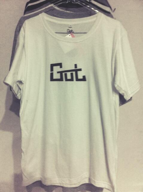 GUTcloth's tweet photo. Available tees | white | size M L XL | 120 k | info : 087842065456 http://t.co/7t20OPc1kD