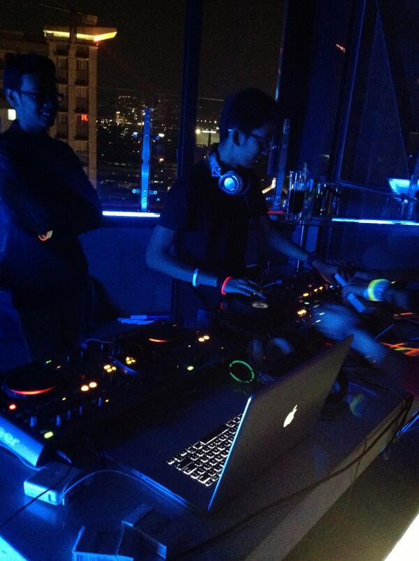 Rama Raditya on the set now! #LUMINIGHT