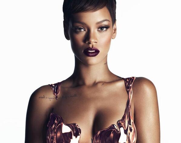 TanoNavy's tweet photo. She is perfection <3 #navy http://t.co/IEA2ywUoAM