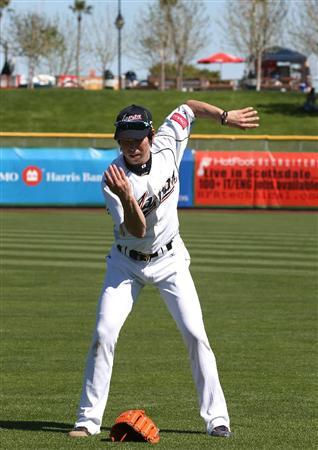 松坂祐介 على تويتر 最近 マエケン体操にはまっています やり方は プールで泳ぐような感じです これは肩甲骨のストレッチにもなりますし 肩こりにも効きます 人前でやるのは恥ずかしい人もいると思いますが ぜひ やってみてください Http T Co