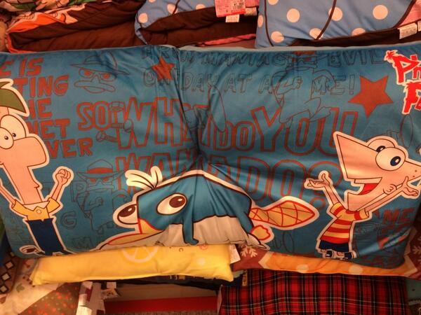 PAFjp's tweet photo. http://t.co/rupcTsWzKH
http://t.co/JimleIMHcj
しまむらで売っている商品情報をフォロワーさんからいただきました！家中フィニファ（ペリー）でいっぱいにできそうですね～
