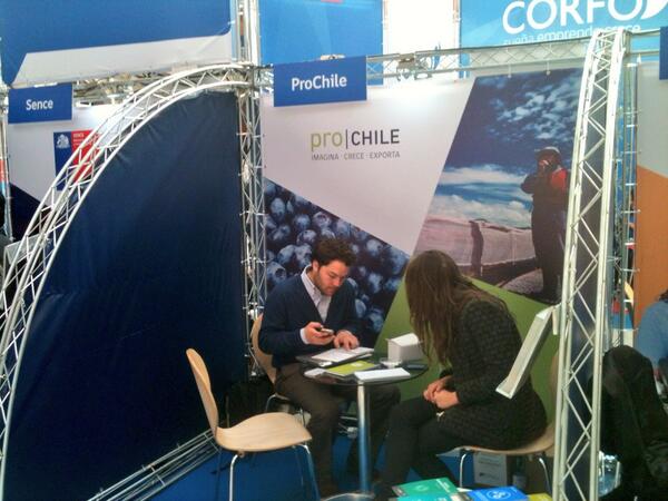 [Foto] <a href="/ProChile/">ProChile</a> presente en la feria #ArribaMiPyme #SemanadelaPyme