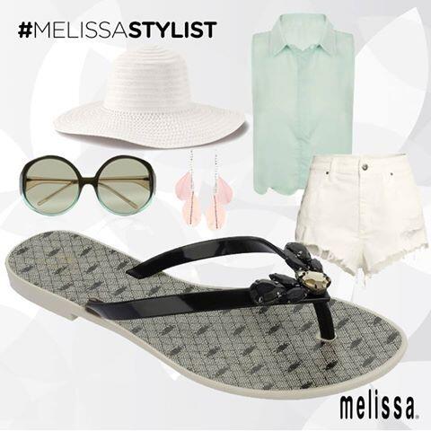 ShoppingCariri's tweet photo. Venha para o Clube Melissa Juazeiro conhecer a Harmonic + Jason Wu, com aplique de pedra nas tirinhas! http://t.co/mFg0QRf5D1