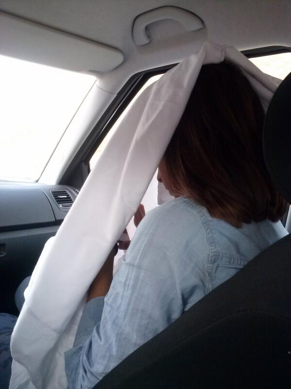 mariamermor's tweet photo. Domi y sus rarezas jaja @cdomimar http://t.co/yrEFpk8GtF